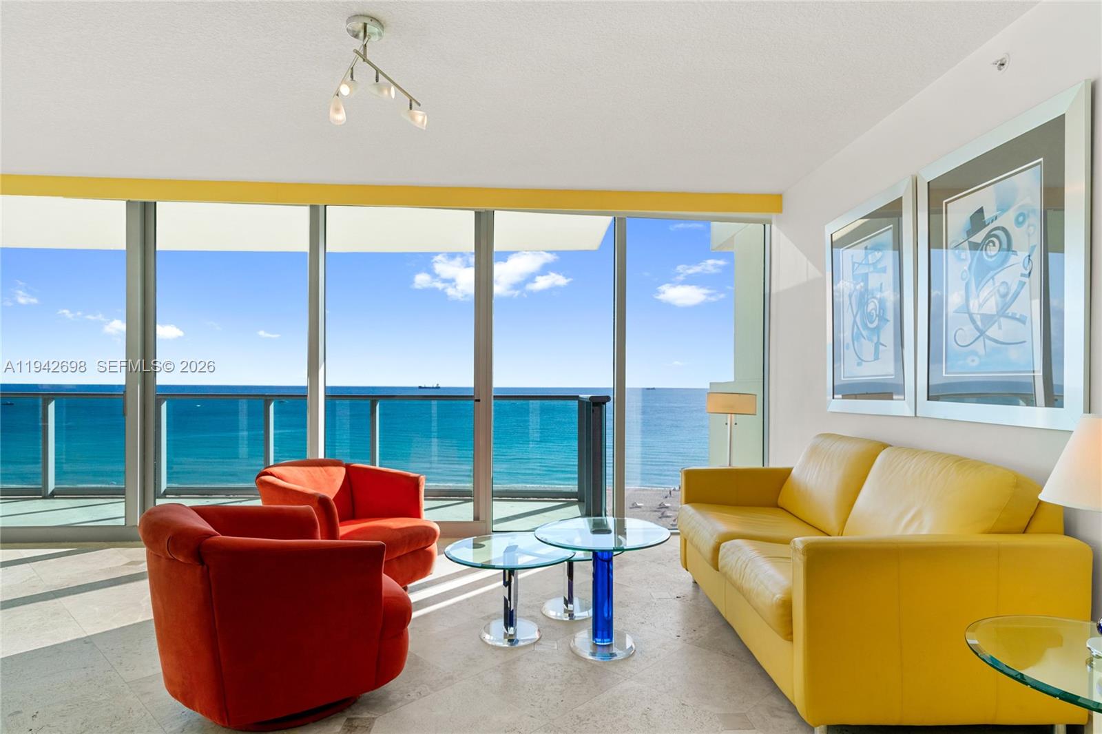 image Il Villaggio On South Bea60