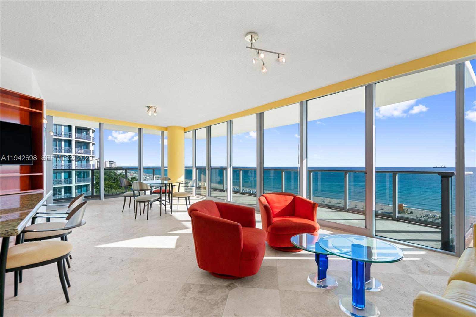 image Il Villaggio On South Bea61