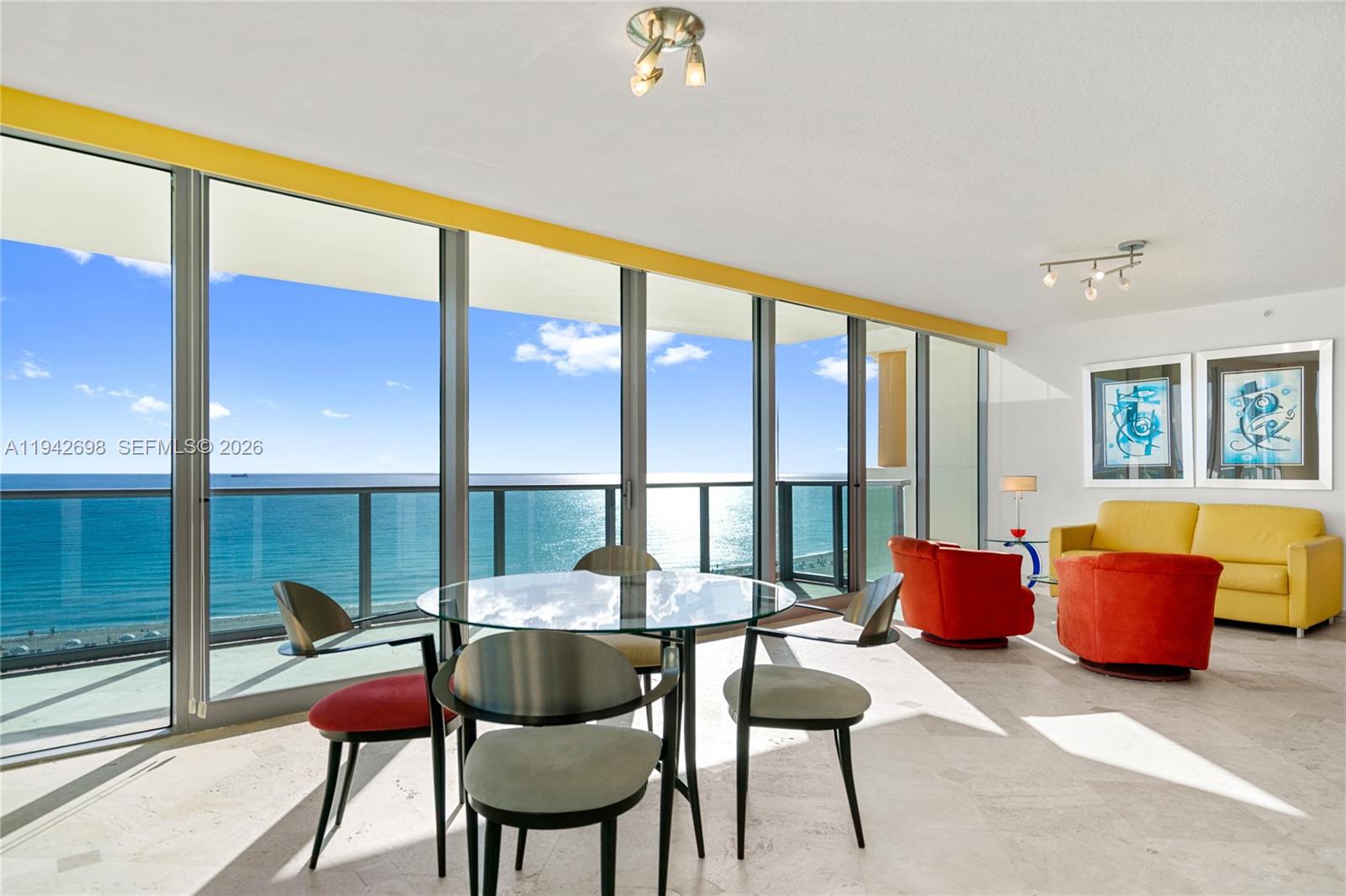 image Il Villaggio On South Bea62