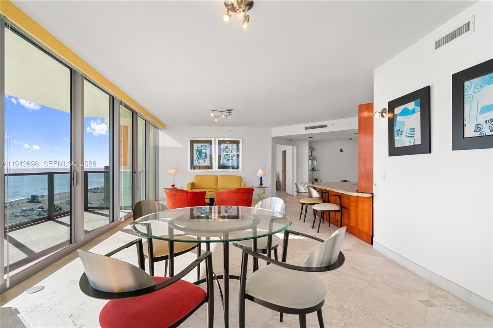 image Il Villaggio On South Bea63