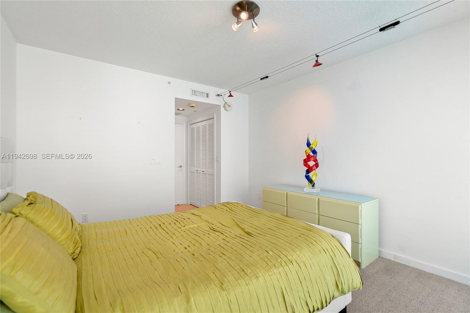 image Il Villaggio On South Bea91