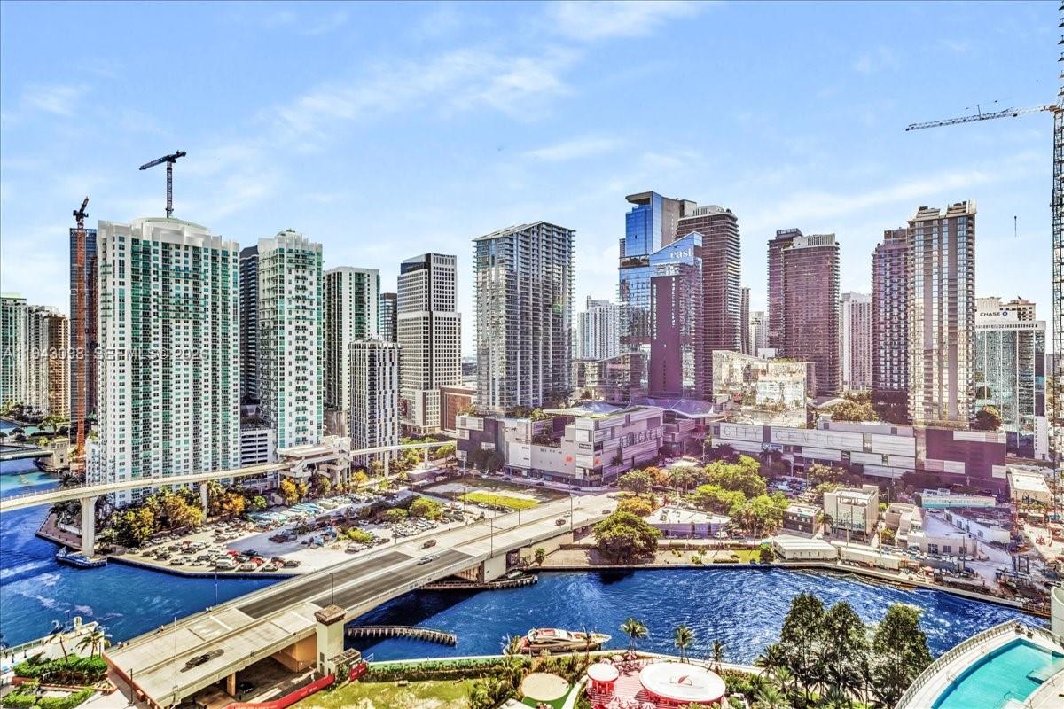 image Ivy Condo At Riverfront18