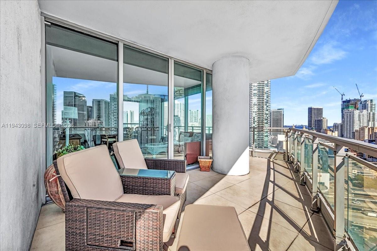 image Ivy Condo At Riverfront20