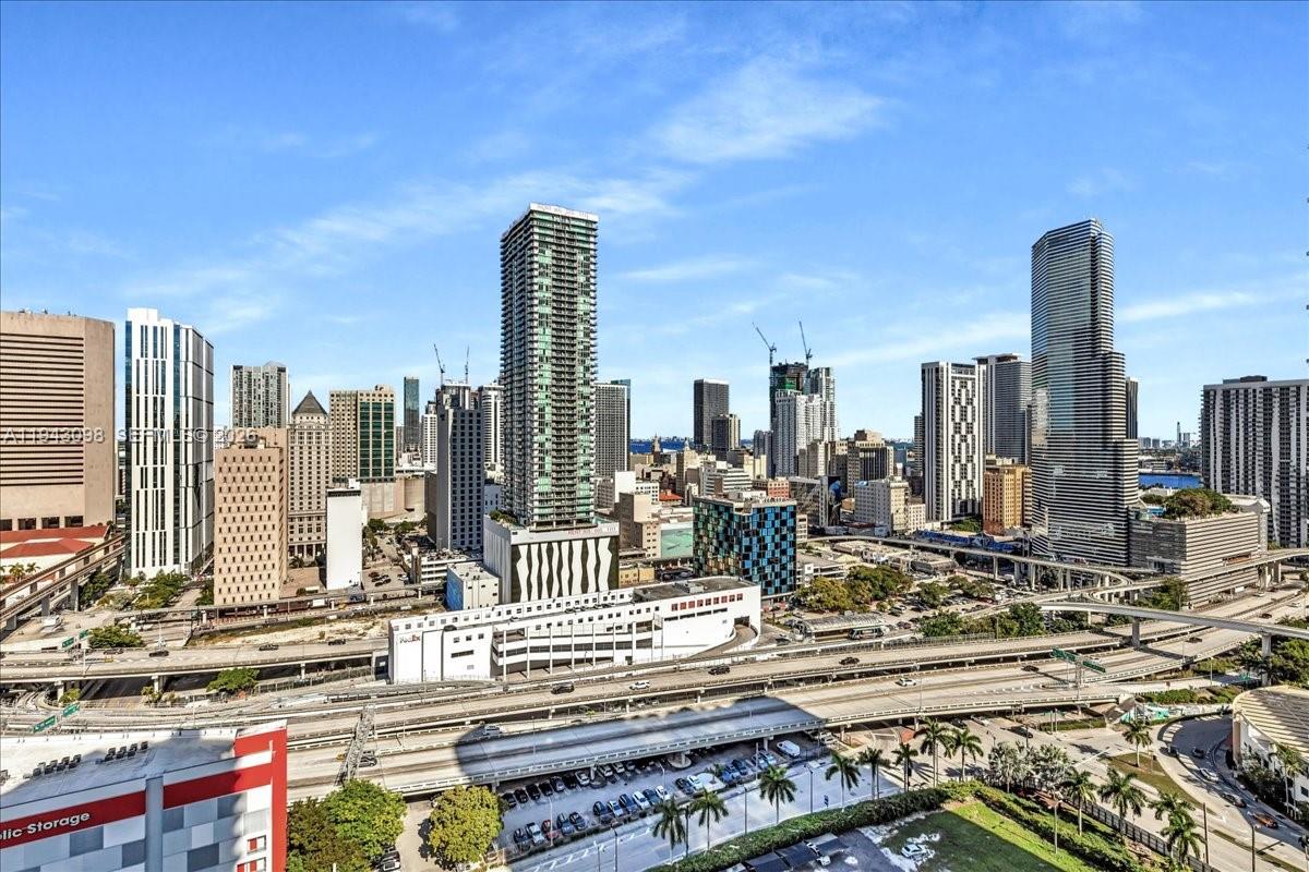 image Ivy Condo At Riverfront25