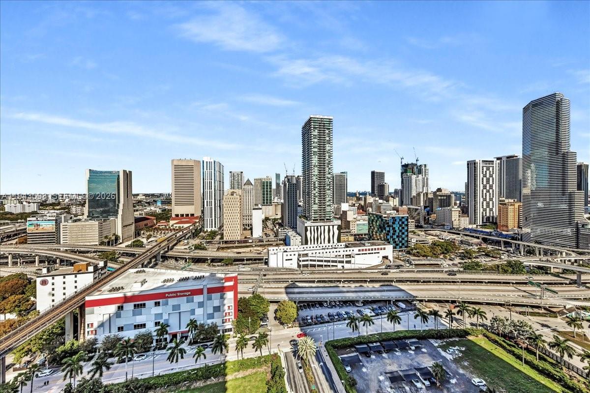 image Ivy Condo At Riverfront26