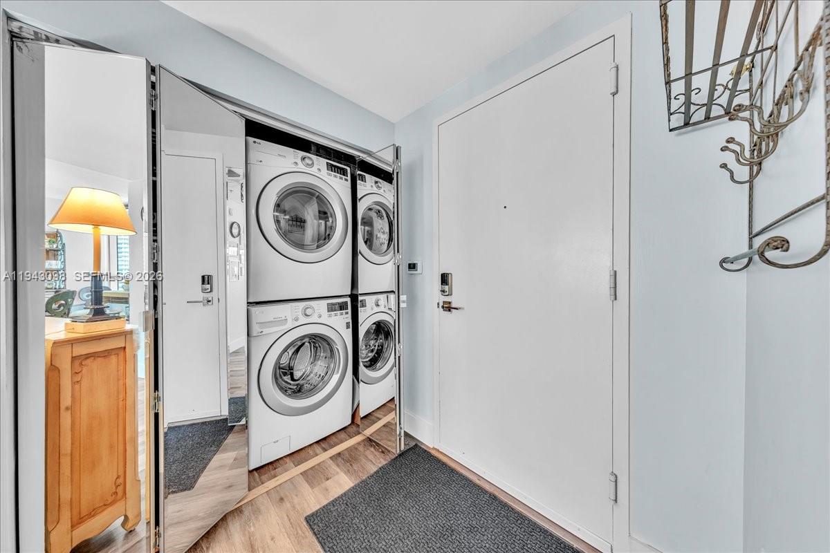 image Ivy Condo At Riverfront43