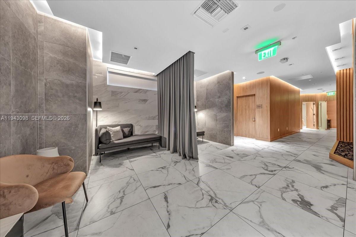 image Ivy Condo At Riverfront49