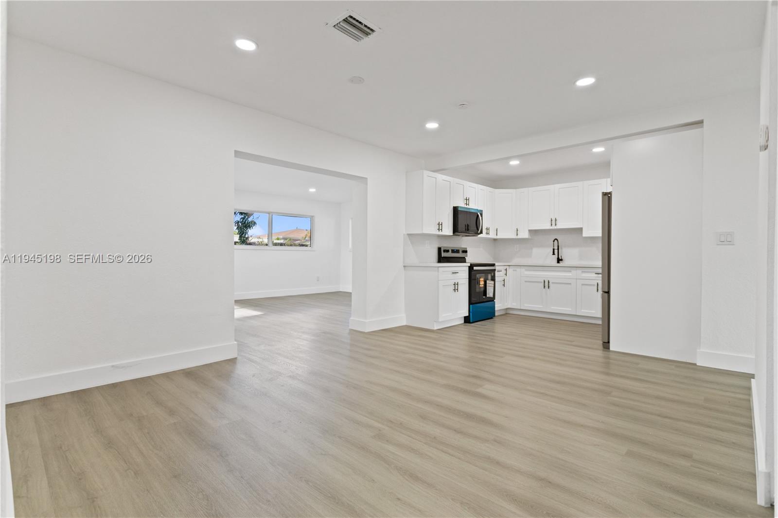 13310 NW 17th Pl Miami, FL 33167