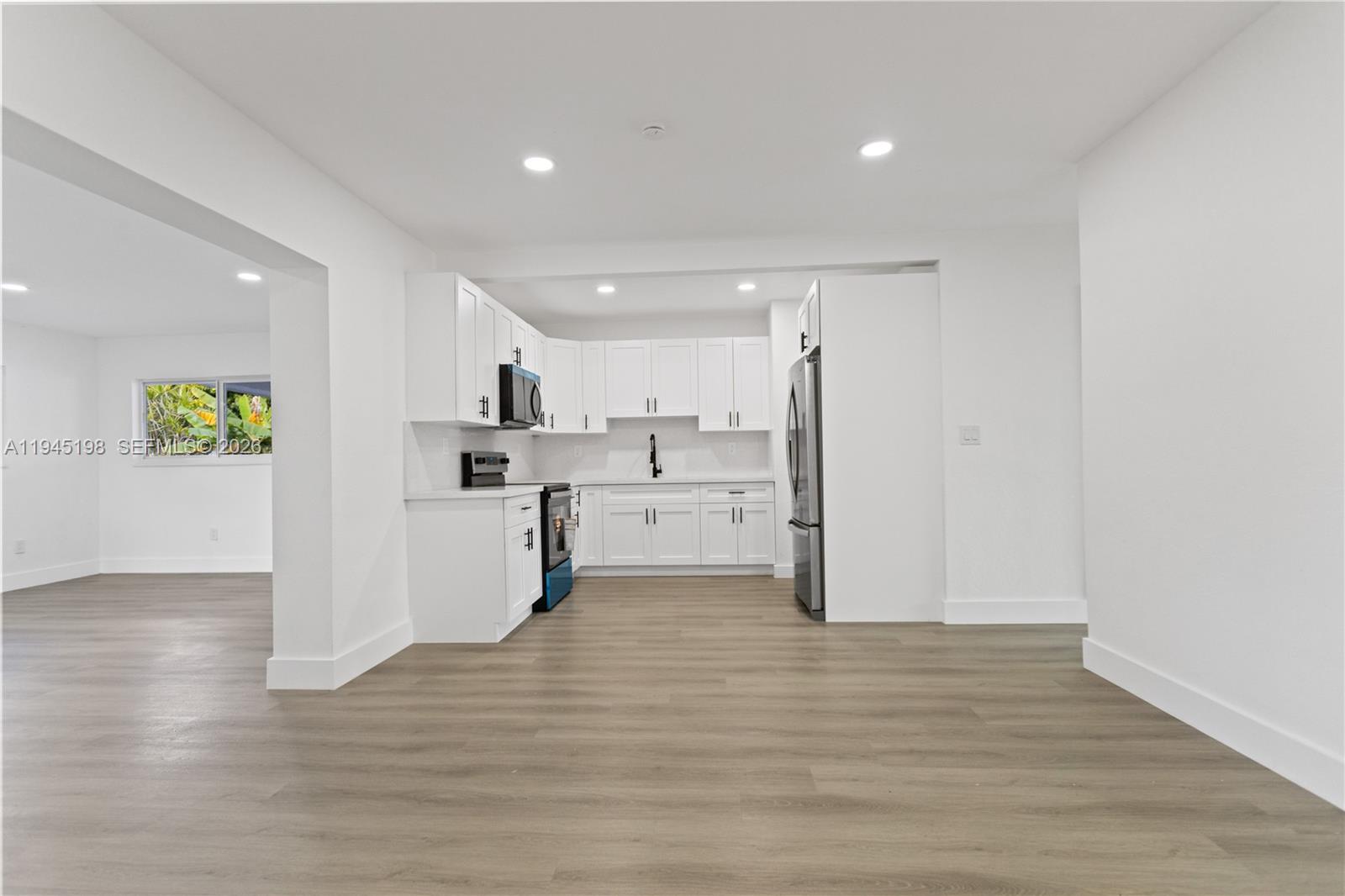 13310 NW 17th Pl Miami, FL 33167