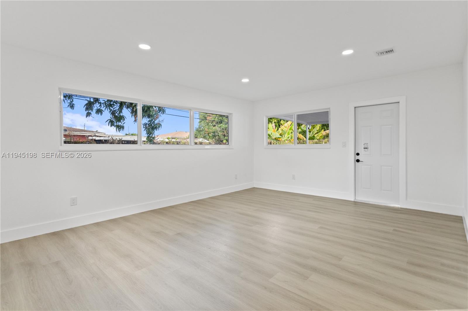 13310 NW 17th Pl Miami, FL 33167