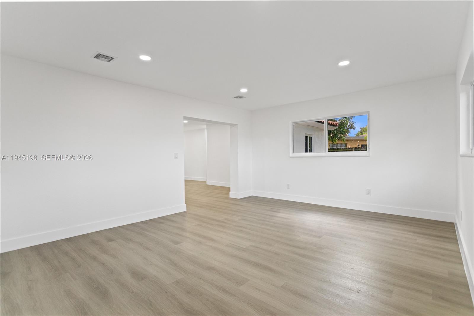 13310 NW 17th Pl Miami, FL 33167