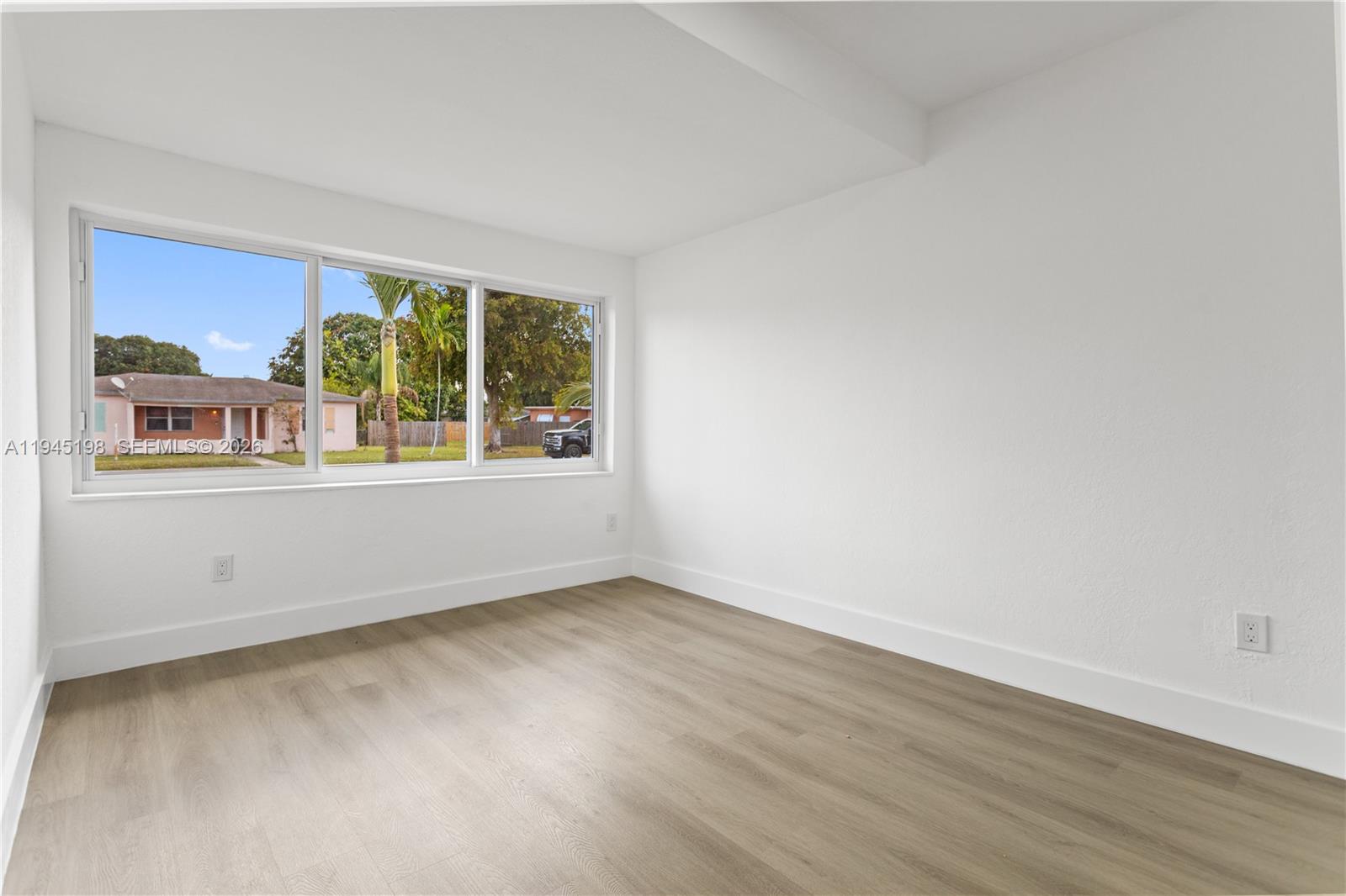 13310 NW 17th Pl Miami, FL 33167