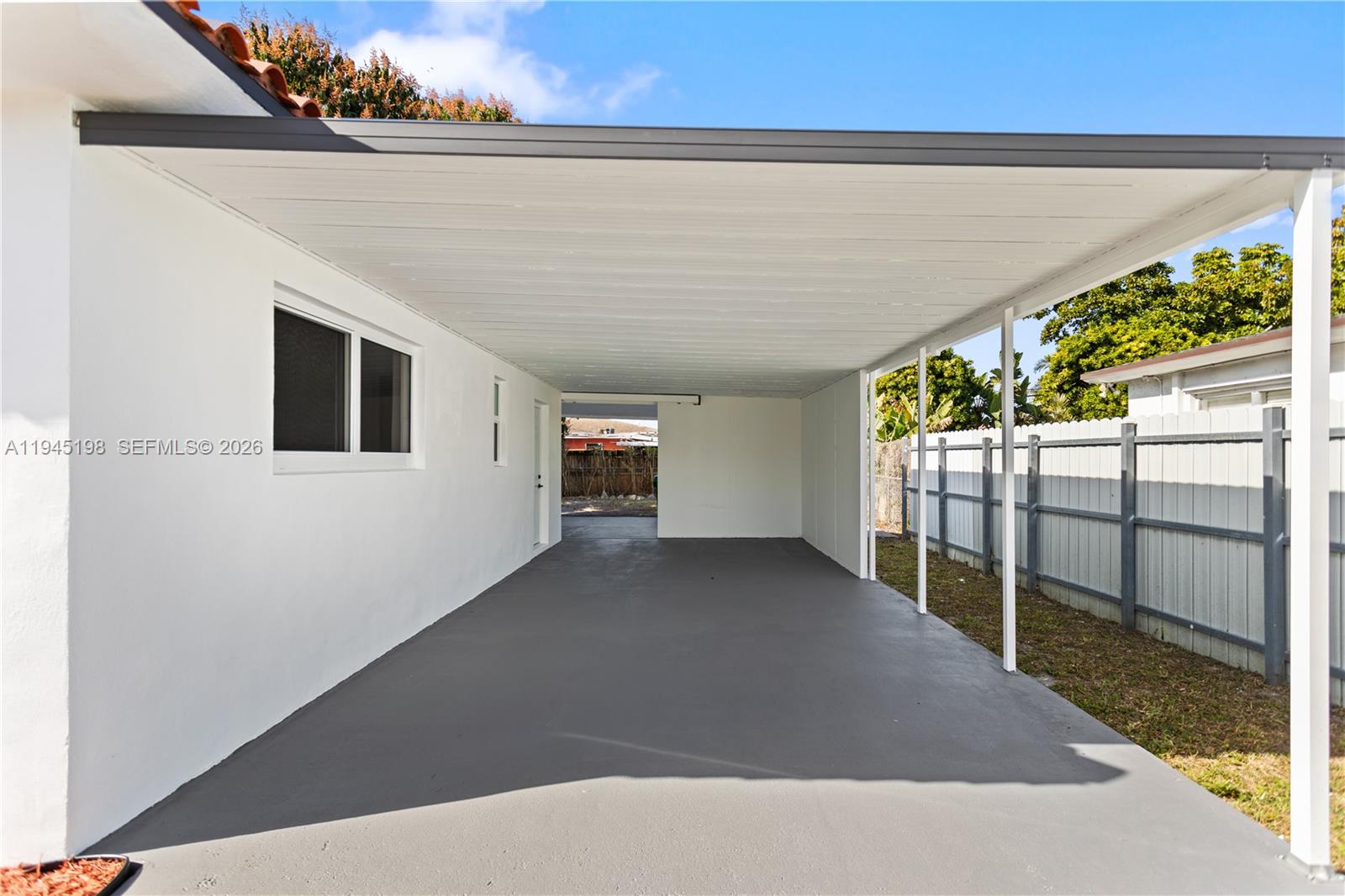 13310 NW 17th Pl Miami, FL 33167