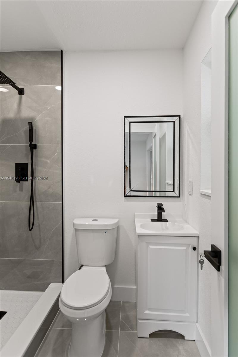 13310 NW 17th Pl Miami, FL 33167