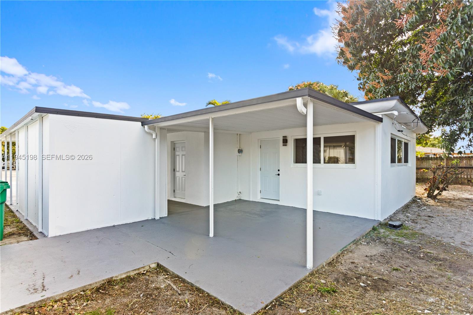 13310 NW 17th Pl Miami, FL 33167