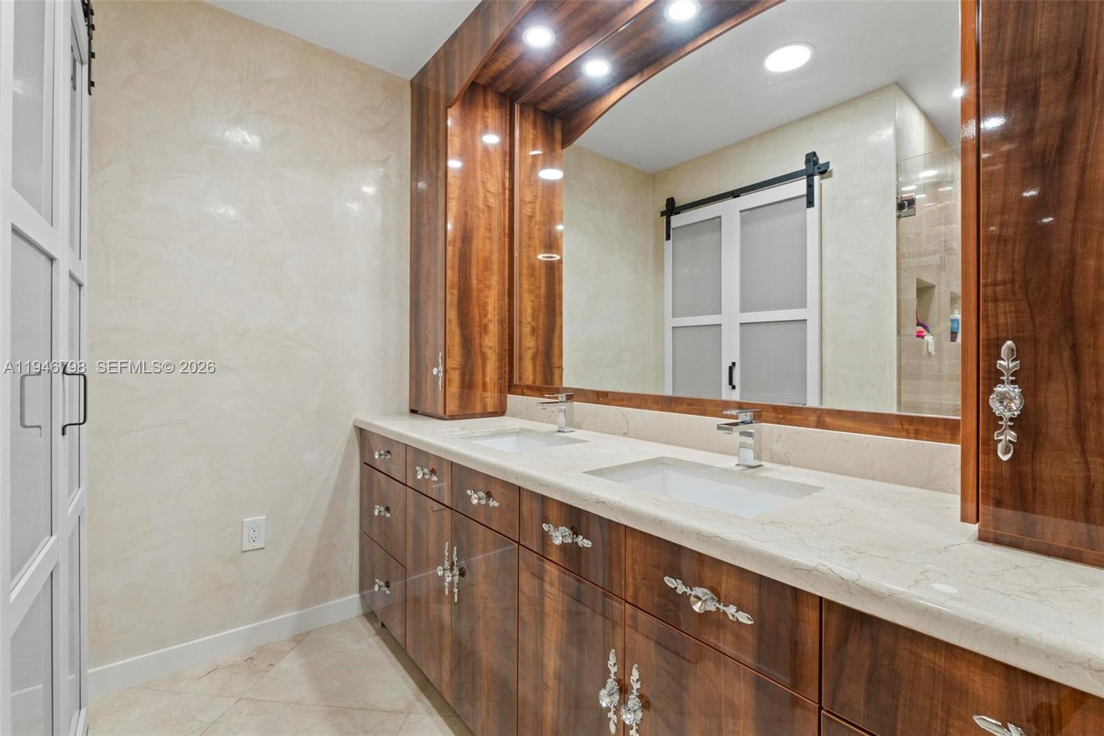 185 SW 130th Ave Miami, FL 33184