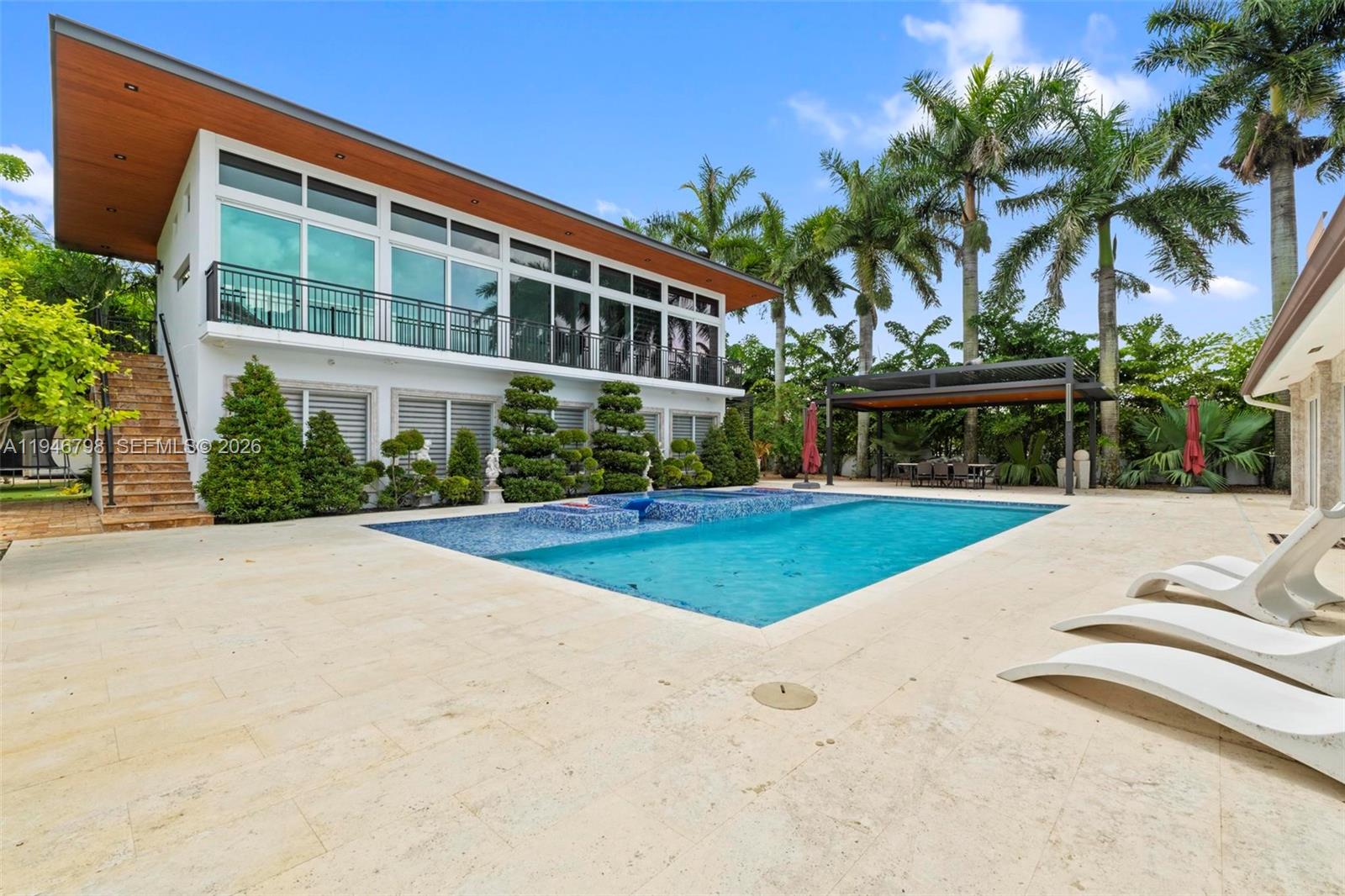 185 SW 130th Ave Miami, FL 33184