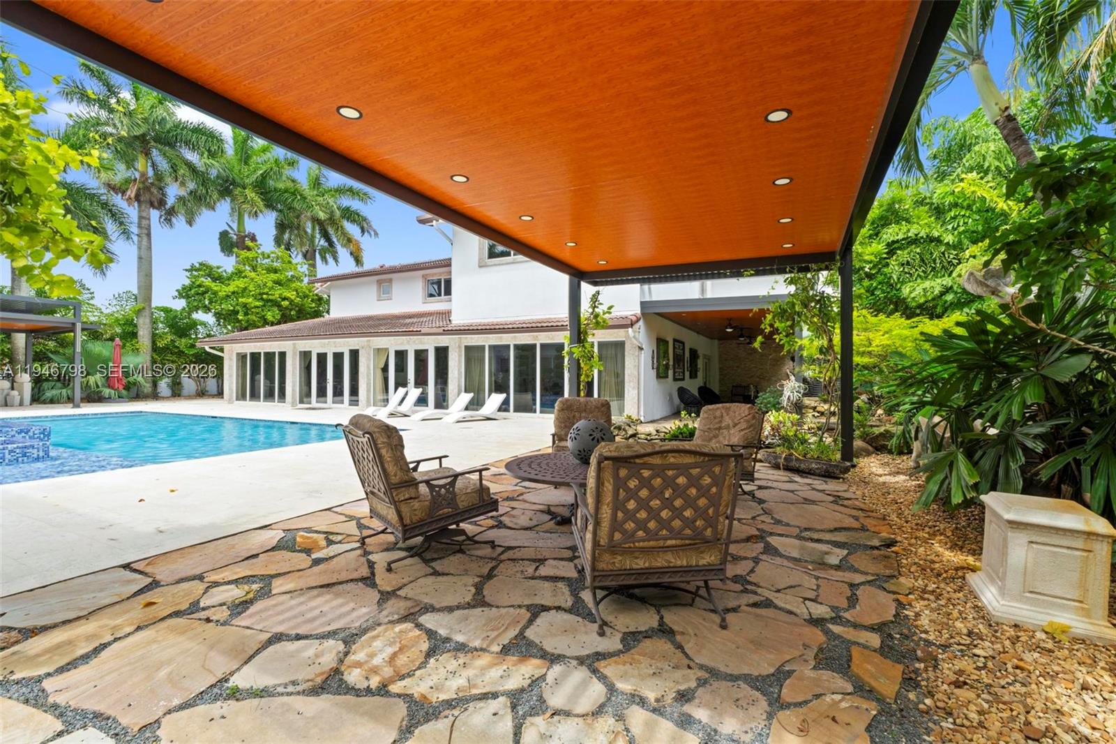 185 SW 130th Ave Miami, FL 33184