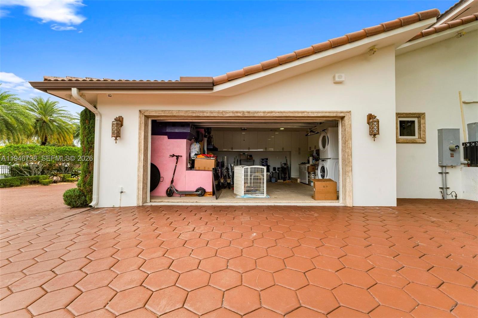 185 SW 130th Ave Miami, FL 33184