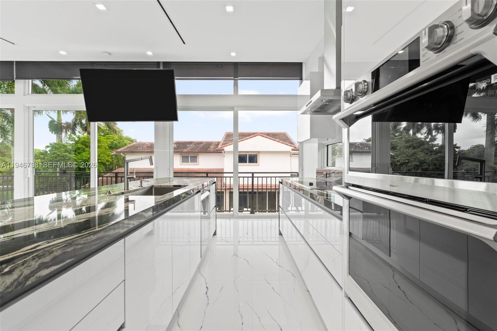 185 SW 130th Ave Miami, FL 33184