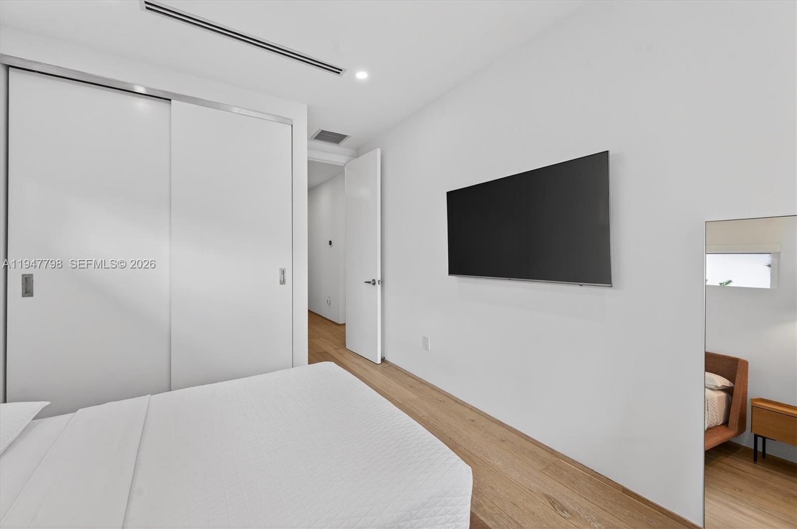 315 Palmwood Ln Key Biscayne, FL 33149