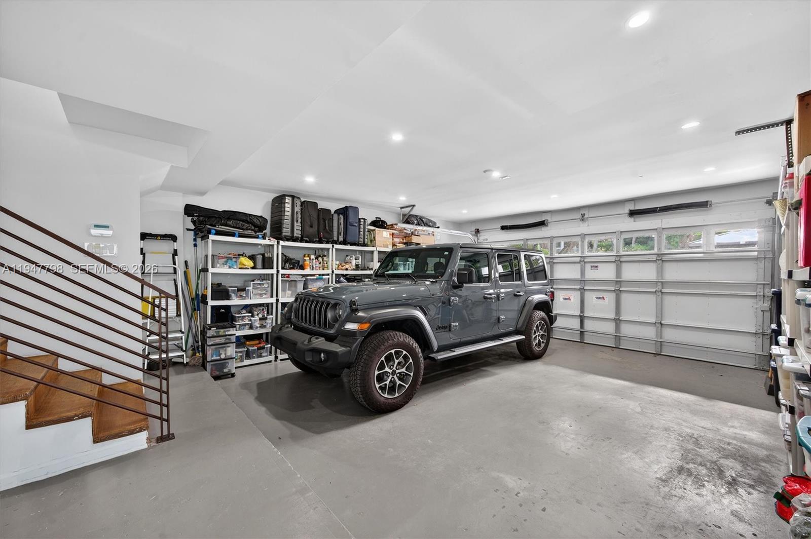 315 Palmwood Ln Key Biscayne, FL 33149