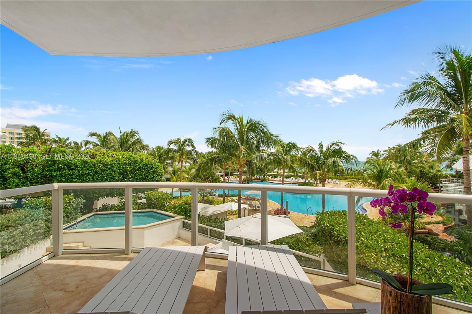 image Continuum South Beach North Tower0