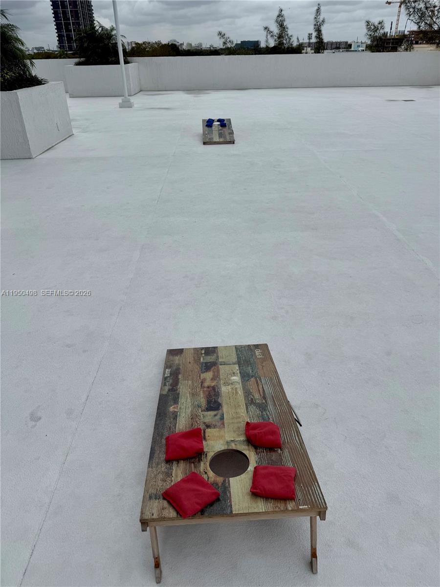 image 1800 Biscayne Plaza17