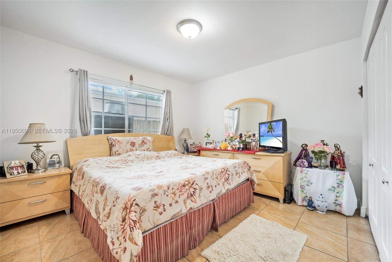 2930 SW 11th St Miami, FL 33135