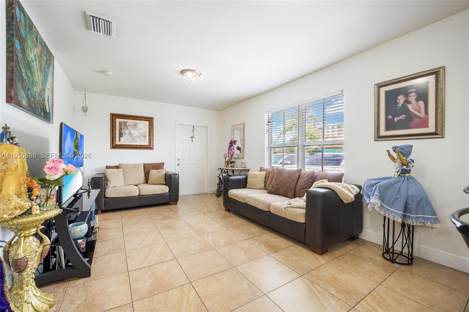 2930 SW 11th St Miami, FL 33135