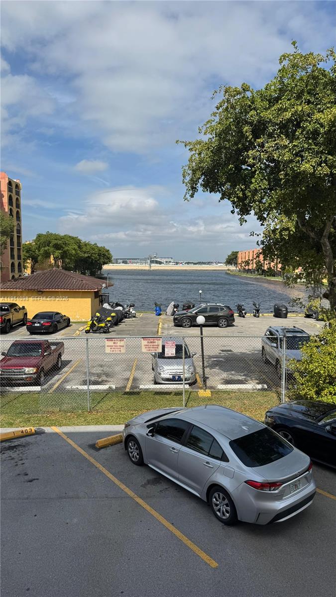 4713 NW 7th St #205-1 Miami, FL 33126