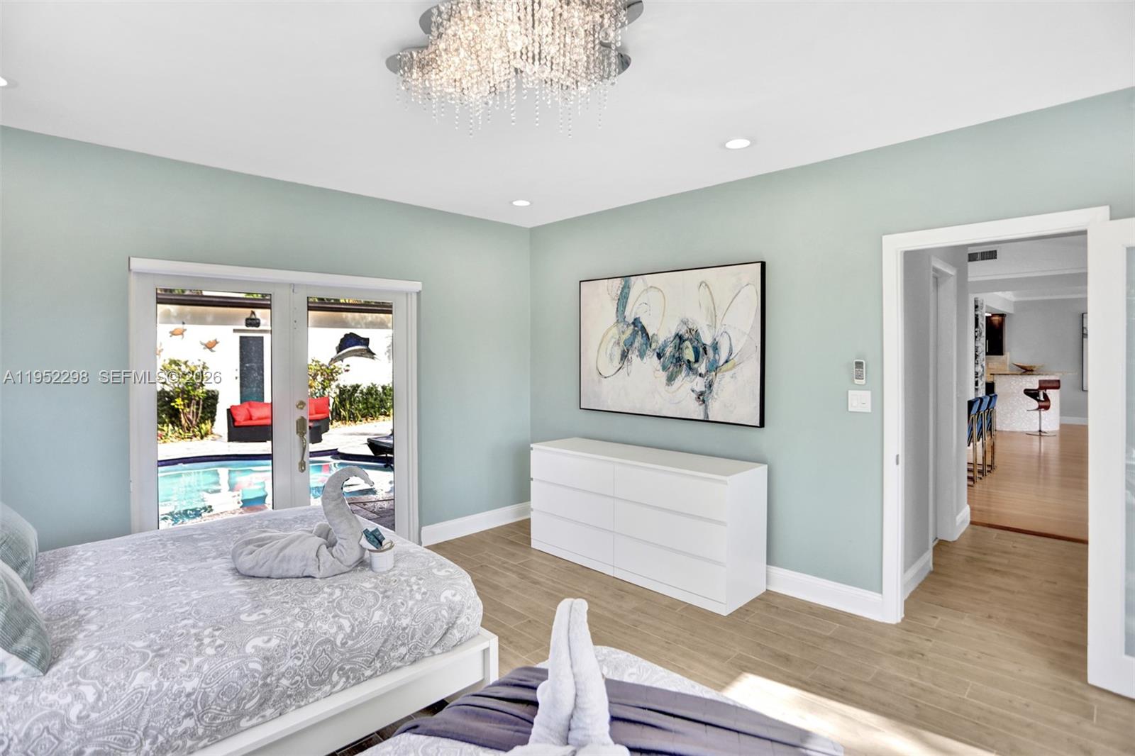 Undisclosed Address Hollywood, FL 33019