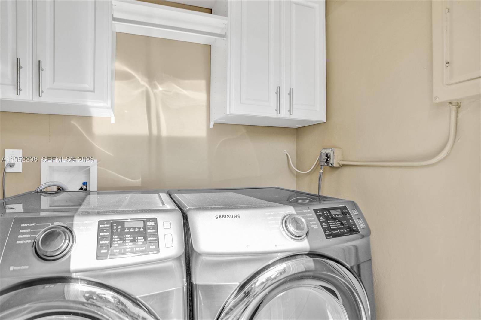 Undisclosed Address Hollywood, FL 33019