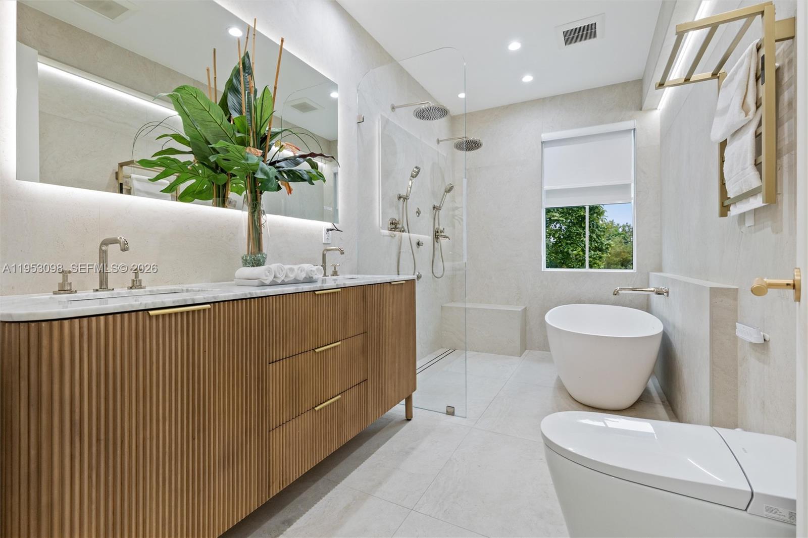 3495 SW 3rd Ave Miami, FL 33145