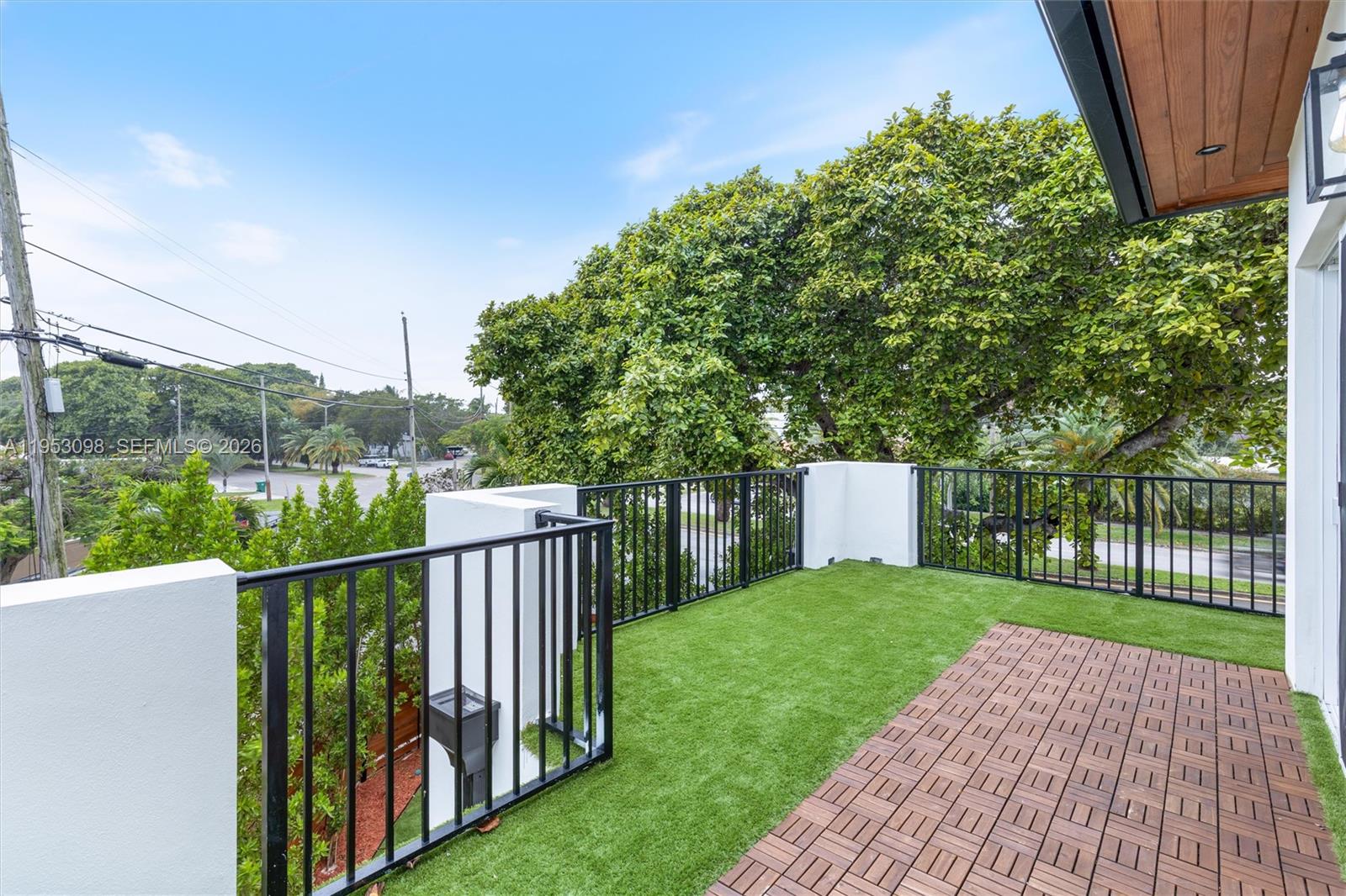 3495 SW 3rd Ave Miami, FL 33145