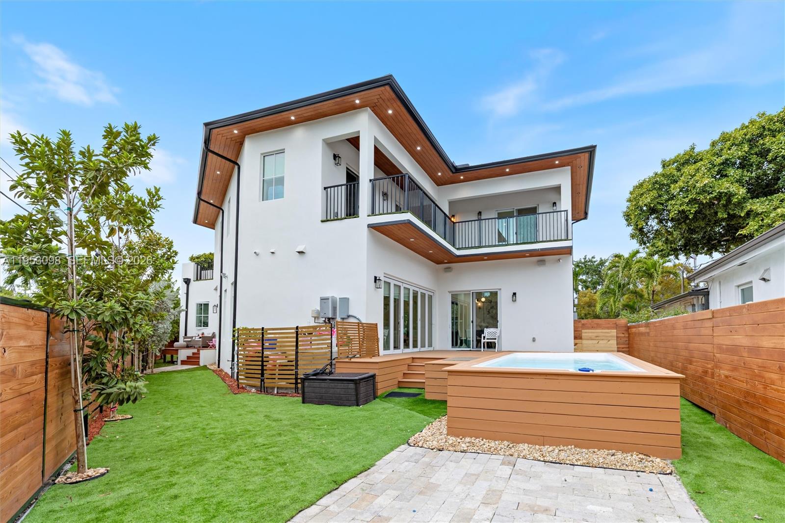 3495 SW 3rd Ave Miami, FL 33145