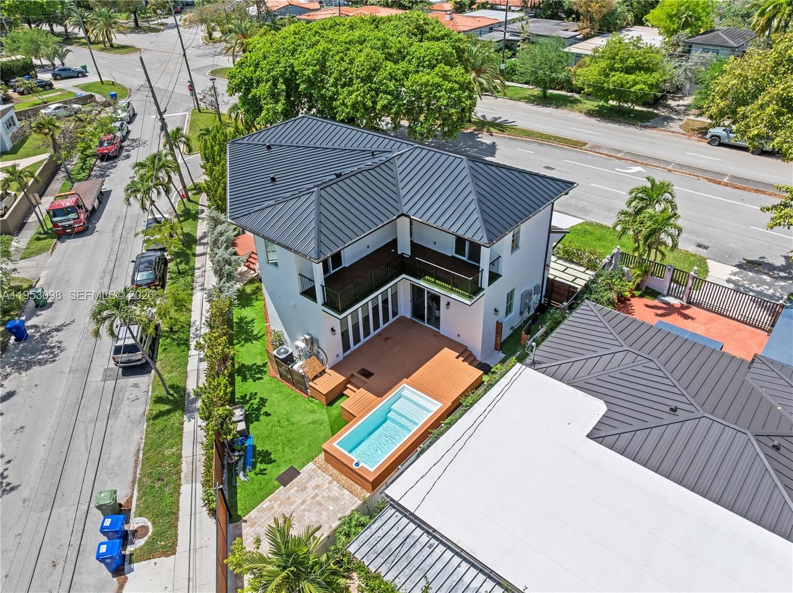 3495 SW 3rd Ave Miami, FL 33145