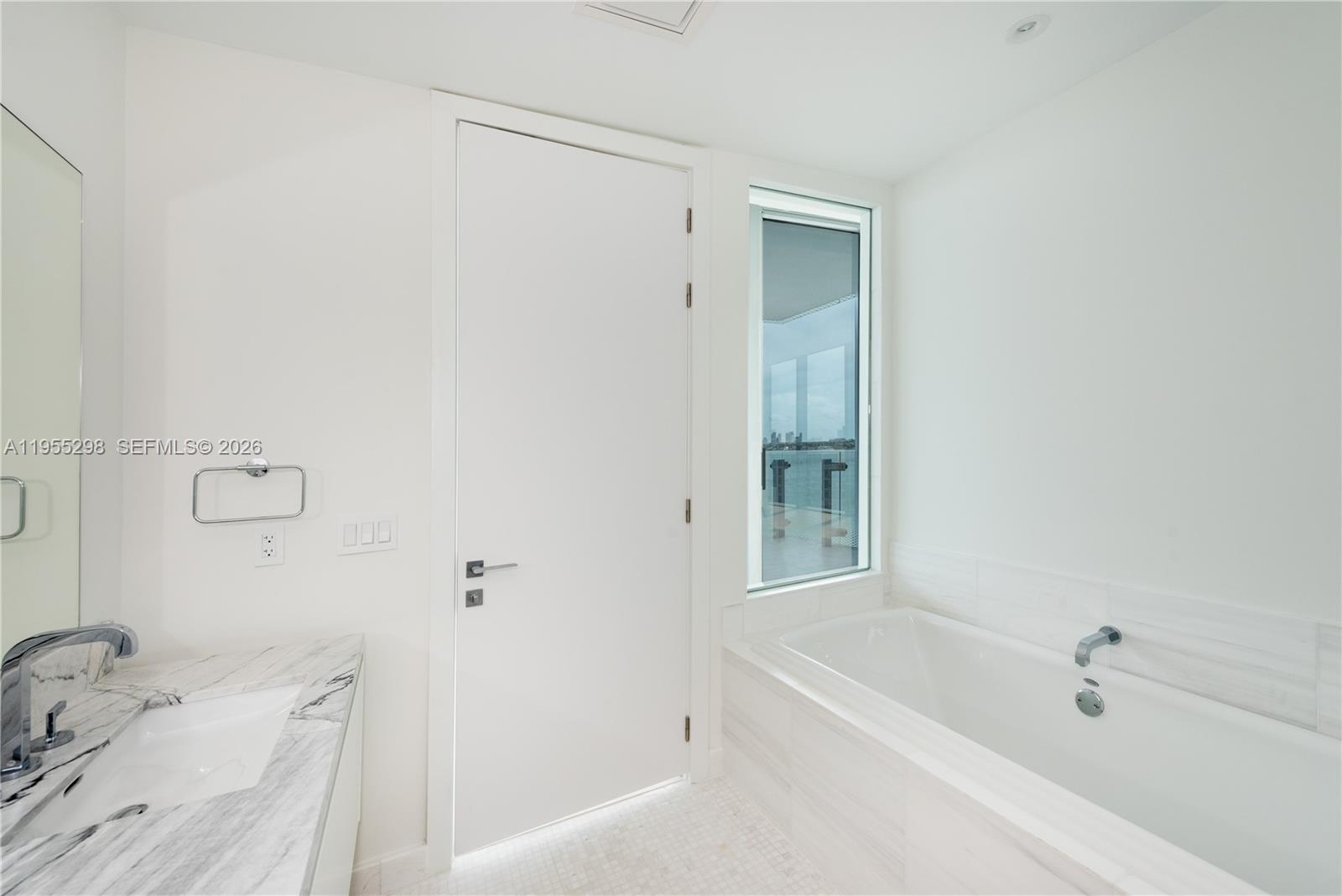 700 NE 26th Ter #903 Miami, FL 33137