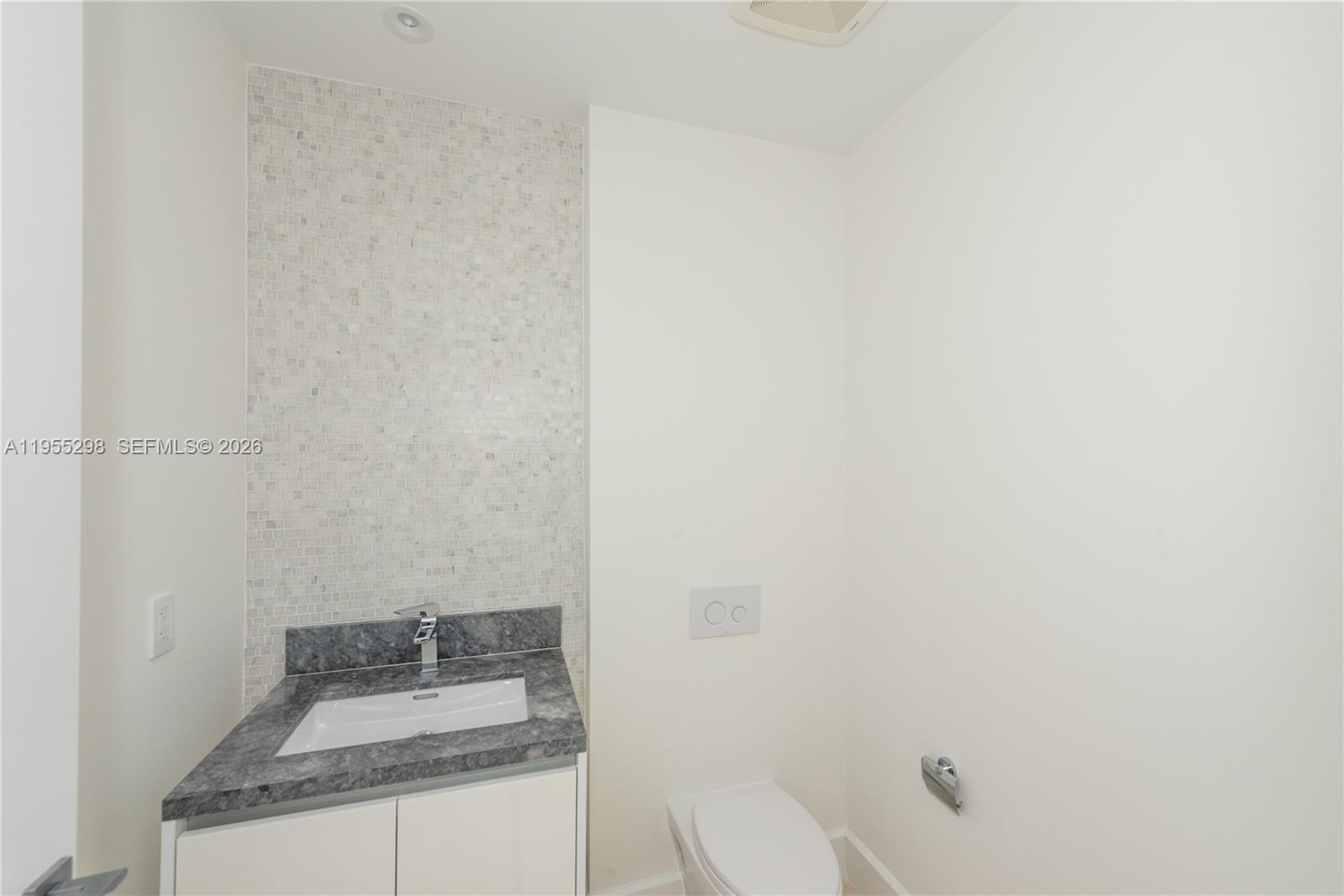 700 NE 26th Ter #903 Miami, FL 33137