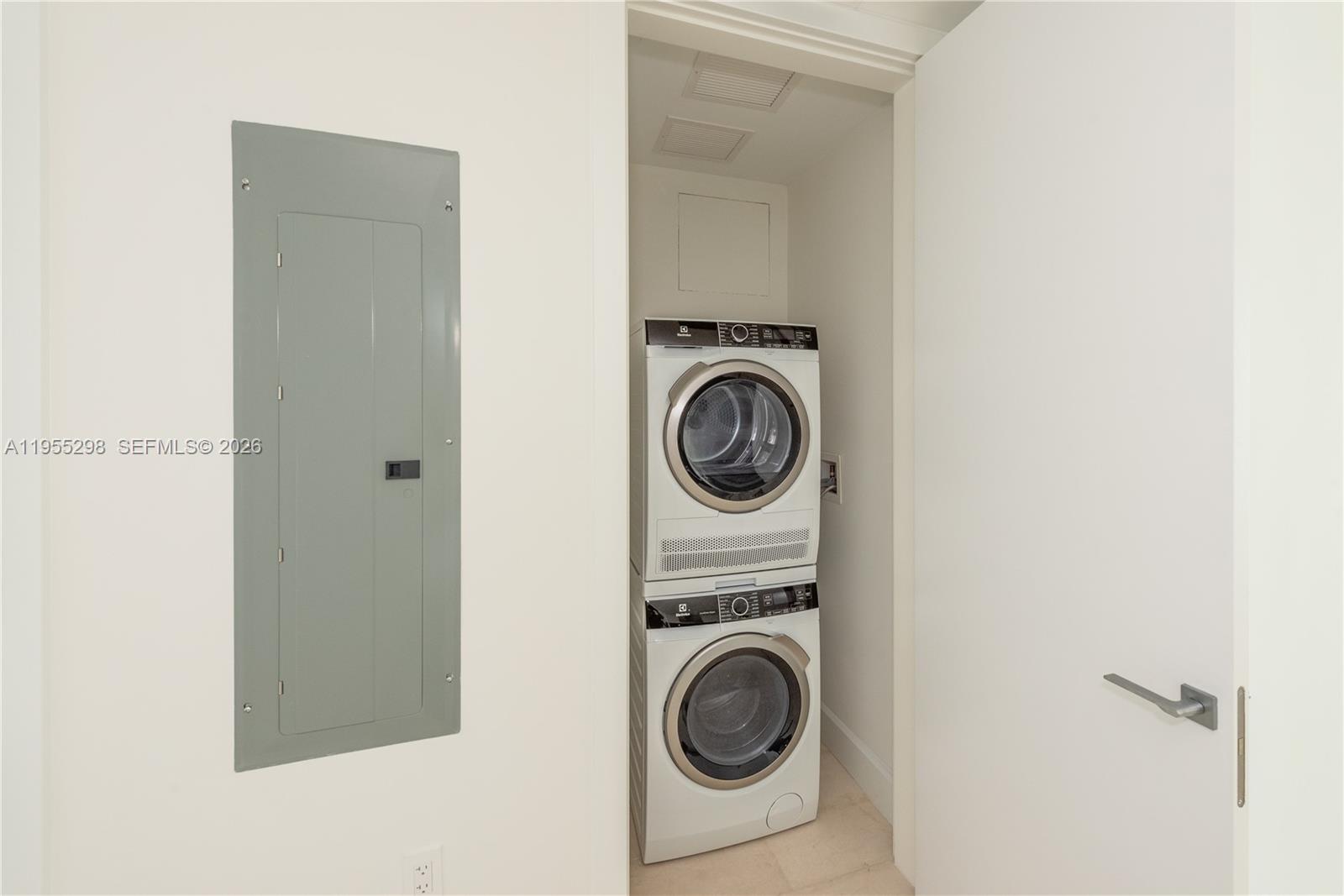 700 NE 26th Ter #903 Miami, FL 33137