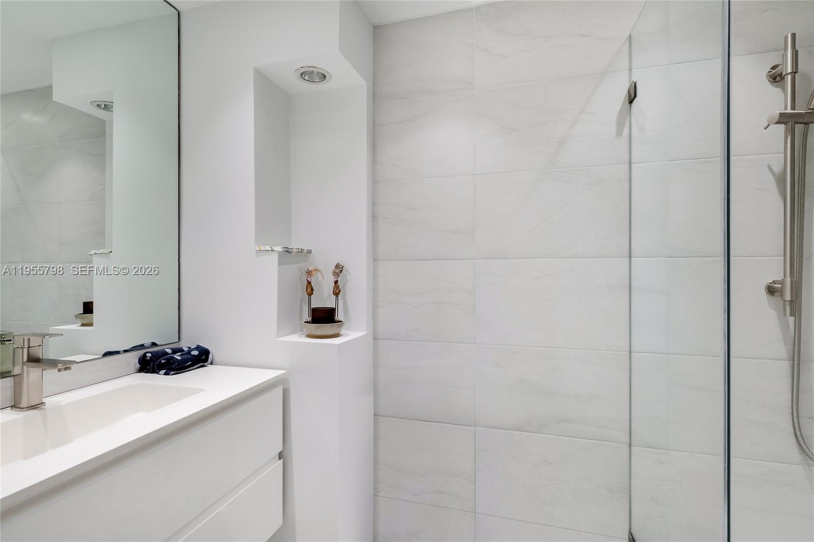 image Brickell Harbour12