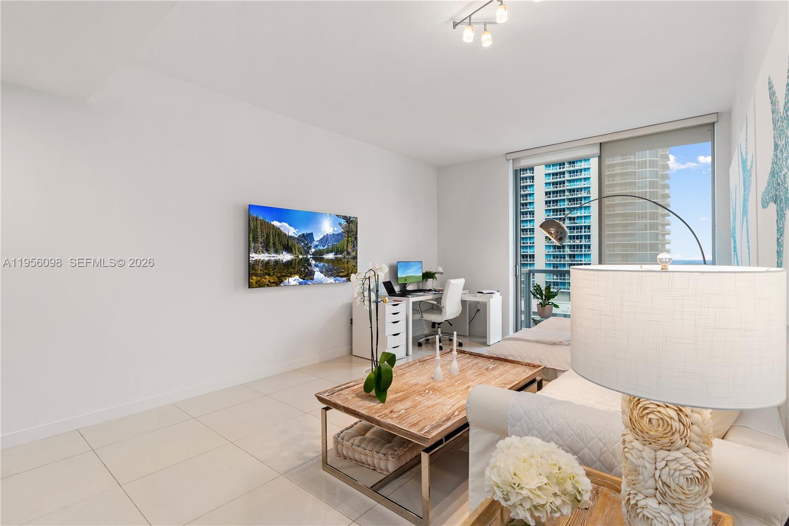 image 1060 Brickell - 10606