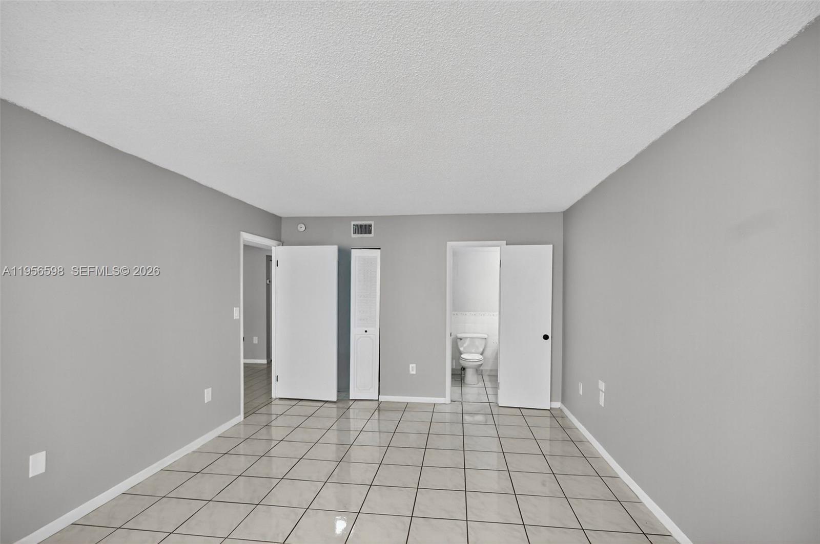 2924 Collins Ave #501 Miami Beach, FL 33140