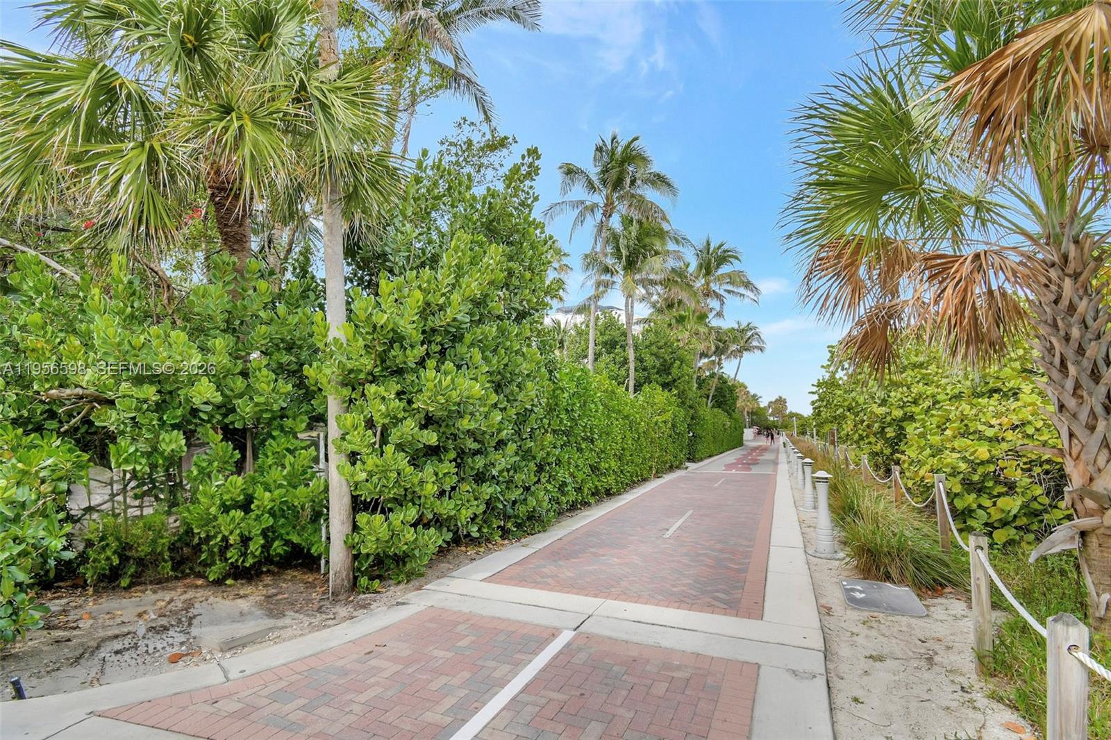 2924 Collins Ave #501 Miami Beach, FL 33140