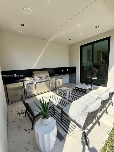 3200 Thomas Ave Miami, FL 33133