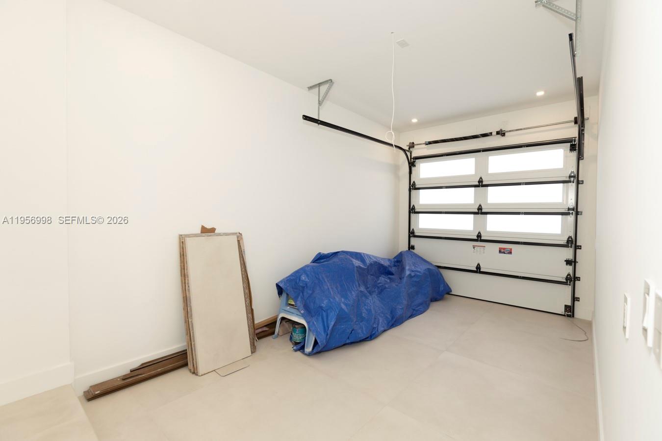 3200 Thomas Ave Miami, FL 33133