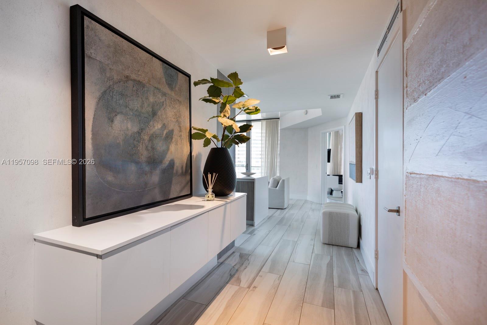 image Biscayne Beach3