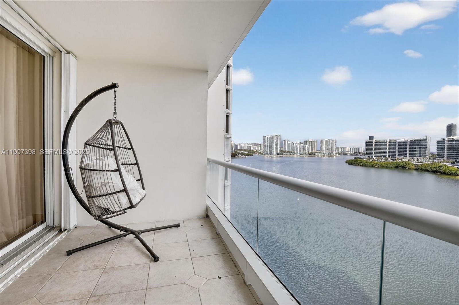 7000 Island Blvd #1109 Aventura, FL 33160