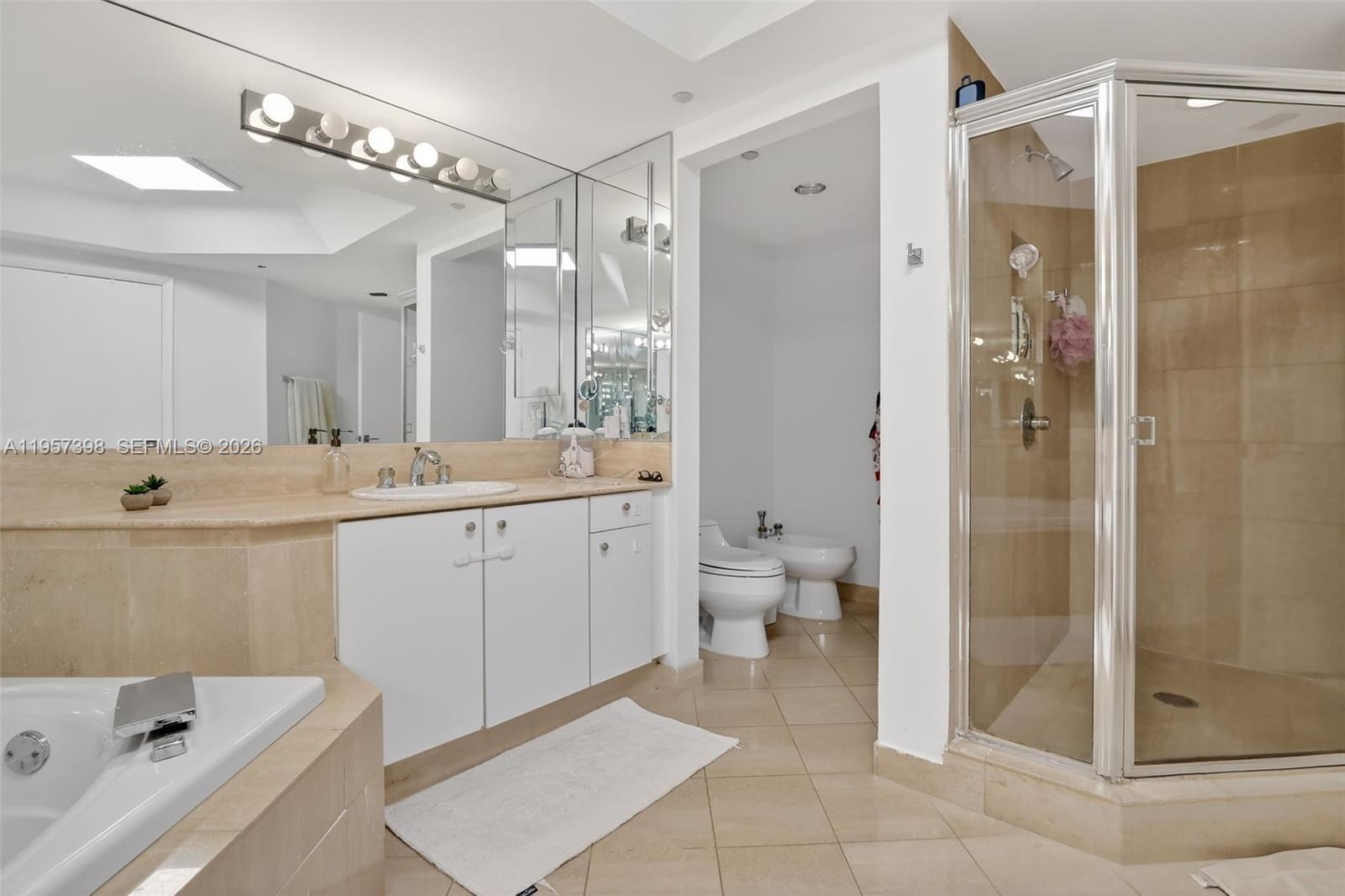 7000 Island Blvd #1109 Aventura, FL 33160