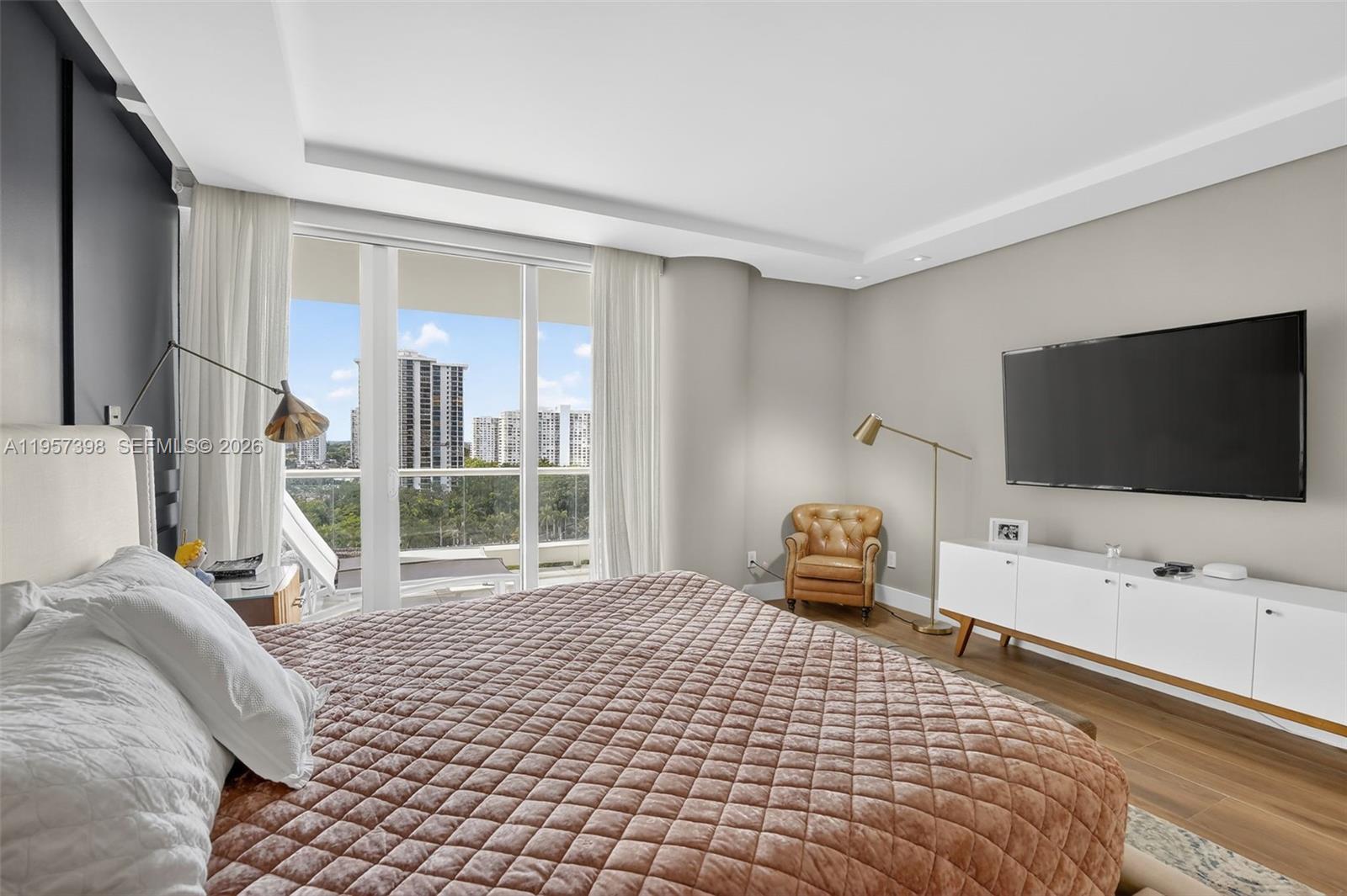 7000 Island Blvd #1109 Aventura, FL 33160